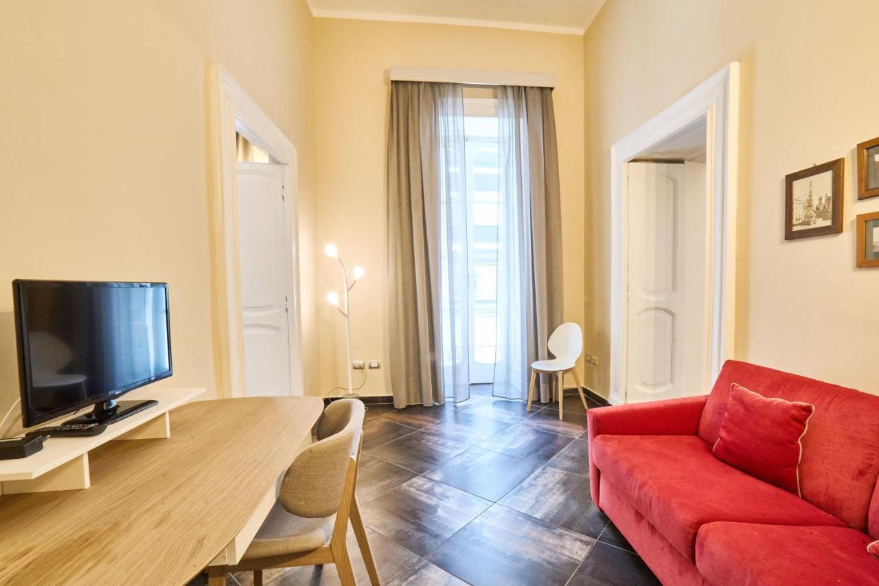 Via Niccolo Tommaseo 14 Apartment Napoli Bagian luar foto