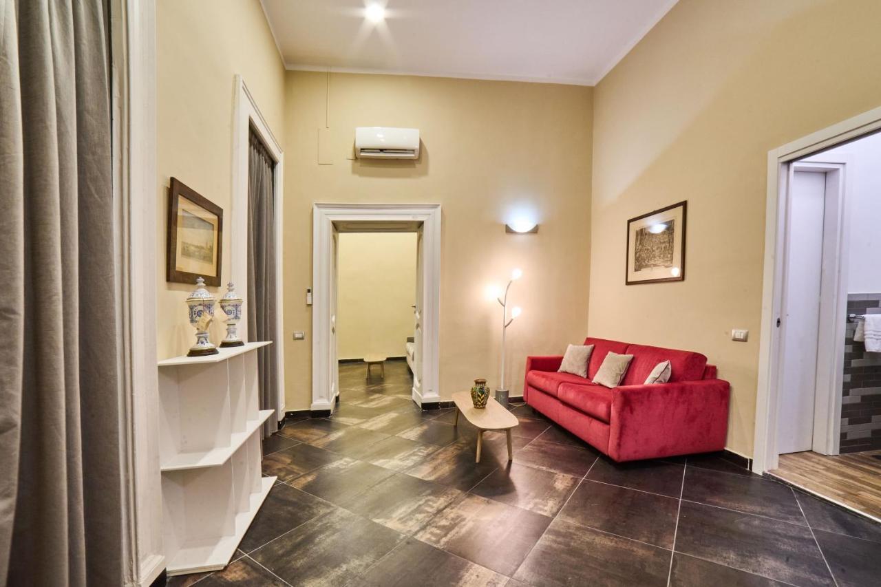 Via Niccolo Tommaseo 14 Apartment Napoli Bagian luar foto